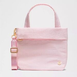 Lululemon On My Level Small Tote Bag 5L bissful pink